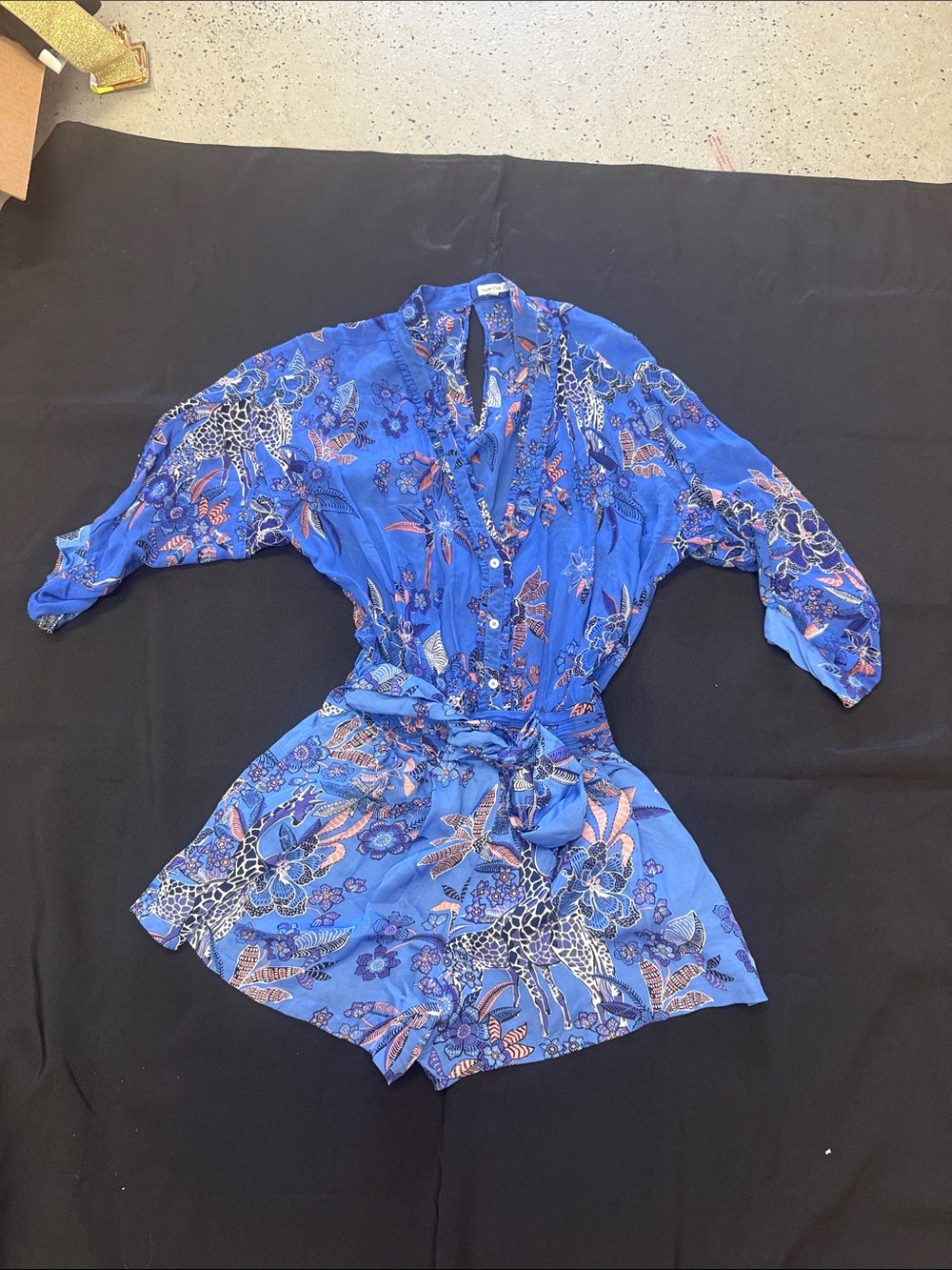 Poupette St. Barth printer Cobalt Blue Floral Wrap Romper